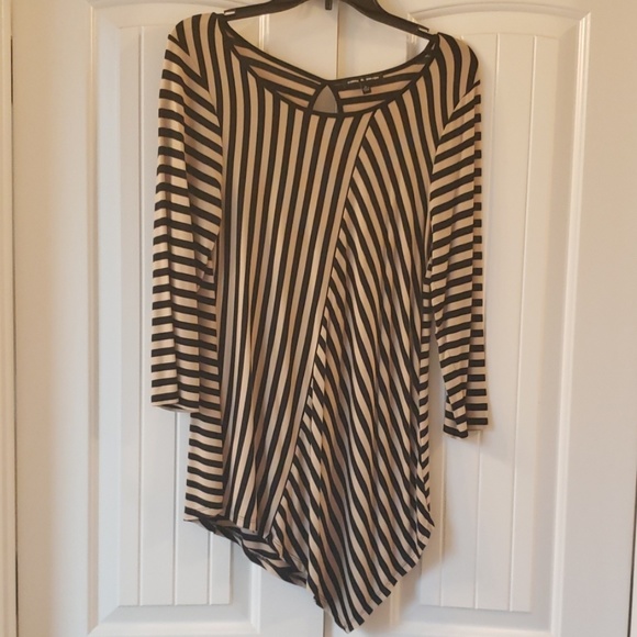 Cable & Gauge Asymmetrical Top - Picture 1 of 2